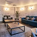Zeni Ensuite Rooms In Leicester